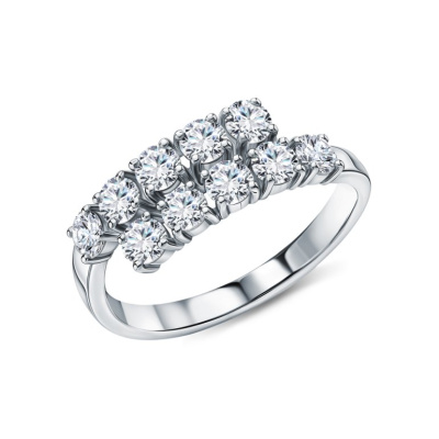 Золотое кольцо с бриллиантами выращенными