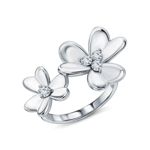 Серебряное кольцо с фианитами