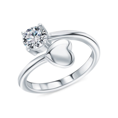 Серебряное кольцо с фианитами