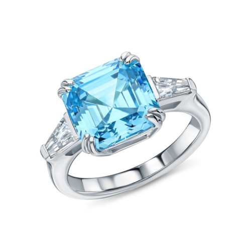 Серебряное кольцо с фианитами