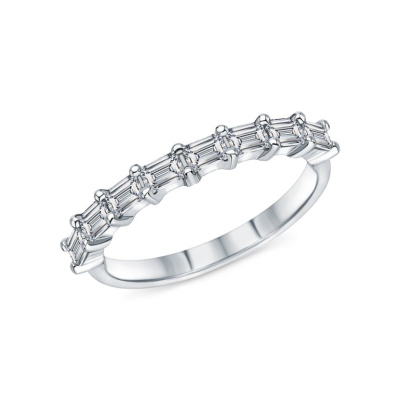 Серебряное кольцо с фианитами