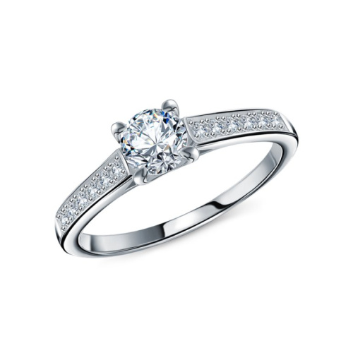 Серебряное кольцо с фианитами