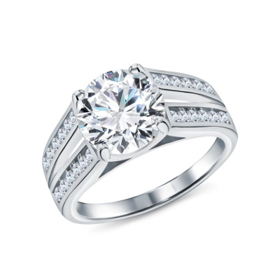 Серебряное кольцо с фианитами