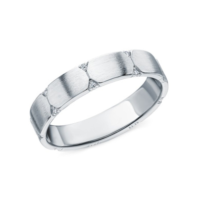 Золотое кольцо с бриллиантами природными