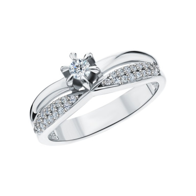 Серебряное кольцо с фианитами