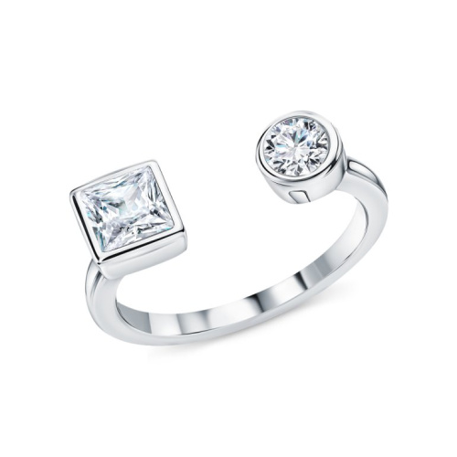 Серебряное кольцо с фианитами