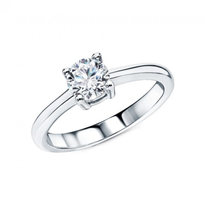 Серебряное кольцо с фианитами