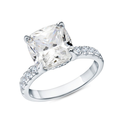 Серебряное кольцо с фианитами