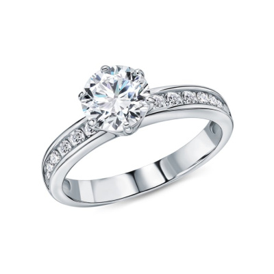 Золотое кольцо с бриллиантами выращенными