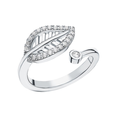 Серебряное кольцо с фианитами