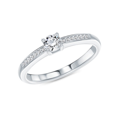 Серебряное кольцо с фианитами