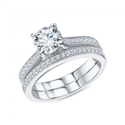 Серебряное кольцо с фианитами