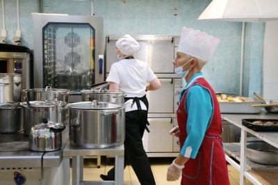 Школьное питание требует пристального внимания /  Мирный Мирнинский Республика Саха (Якутия)