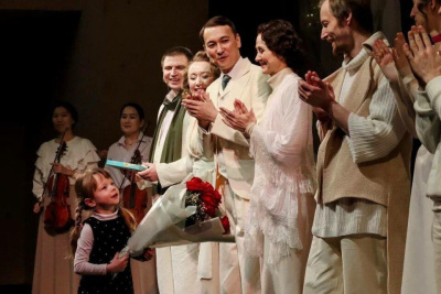 Русский драмтеатр Якутска открывает гастроли в Нерюнгри /  Якутск Якутск Республика Саха (Якутия)