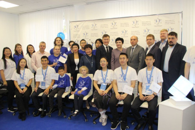 Новый виток развития цифрового образования: в Мирном открылся «IT-куб» /  Мирный Мирнинский Республика Саха (Якутия)