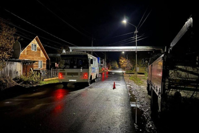Подросток на мопеде попал в ДТП с автобусом в Алданском районе Якутии /  Томмот Алданский Республика Саха (Якутия)