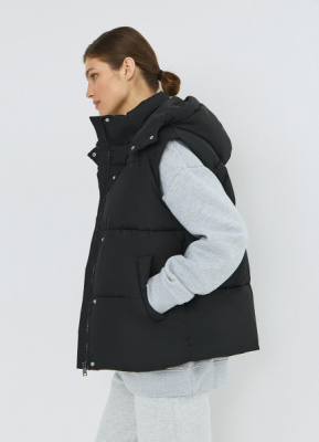 Жилет с капюшоном, Черный