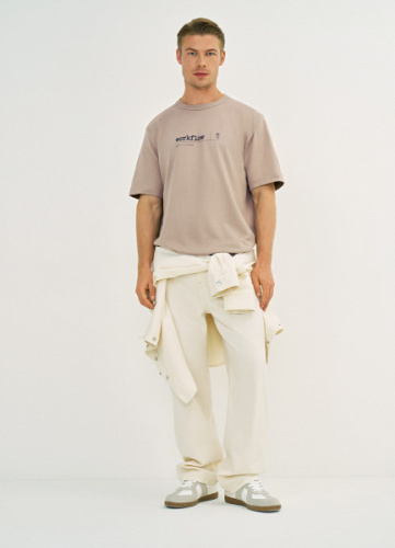 Футболка с текстовым принтом, Бежевый