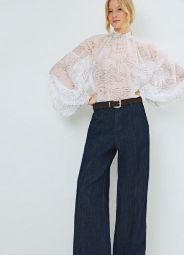 Блузка с принтом O'STIN x Яндекс Книги, Белый