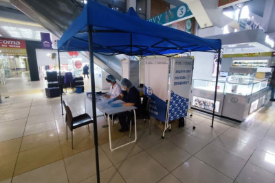 В Якутске в ТРК «Туймаада» идет вакцинация от гриппа и пневмококка /  Якутск Якутск Республика Саха (Якутия)