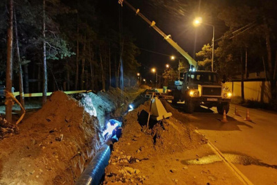 Новую газовую трубу устанавливают на Сергеляхском шоссе Якутска /  Якутск Якутск Республика Саха (Якутия)