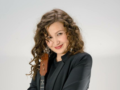 Артистка оркестра национальных инструментов Инна Скрыбыкина даст сольный концерт в Якутске /  Якутск Якутск Республика Саха (Якутия)