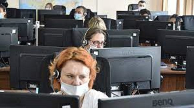 Почти полмиллиона звонков обработано операторами службы 122 по частичной мобилизации /    