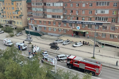 Автомобиль скорой помощи перевернулся в Якутске / Саина Титова Якутск Якутск Республика Саха (Якутия)