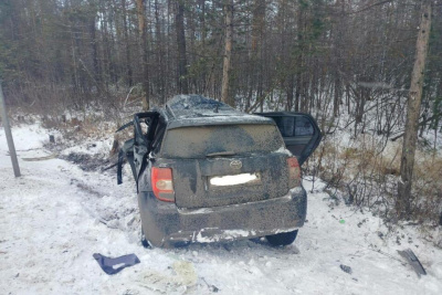Один человек погиб, трое детей получили тяжелые травмы в ДТП в Якутии /    Республика Саха (Якутия)