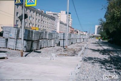 В Якутске на участке проспекта Ленина на год ограничат движение транспорта /  Якутск Якутск Республика Саха (Якутия)