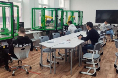 Мирнинский технический колледж во второй раз получил премию правительства России в области качества /   Мирнинский Республика Саха (Якутия)