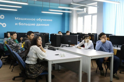 Якутские школьники стали учениками образовательной площадки "Лицей Академии Яндекса" /    Республика Саха (Якутия)