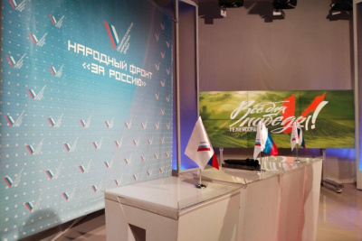 Дмитрий Семенов: фракция «Единая Россия» Ил Тумэн активно участвует в благотворительности /    