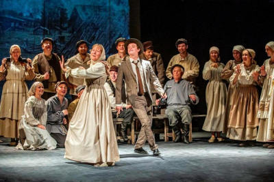 В Якутске покажут спектакли Рязанского ТЮЗа, раскрывающие характер и душу Сергея Есенина /  Якутск Якутск Республика Саха (Якутия)