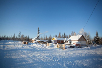 Кластер Гросс профинансировал ремонт социальных объектов в эвенкийском селе Тяня /    