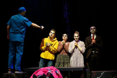 В Якутске завершились гастроли Молодежного театра Республики Коми /  Якутск Якутск Республика Саха (Якутия)