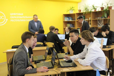 В школах №26 и 15 состоялось открытие Цифровой образовательной среды /  Мирный Мирнинский Республика Саха (Якутия)