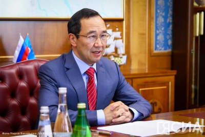 Айсен Николаев снова возглавил медиарейтинг глав ДФО /    