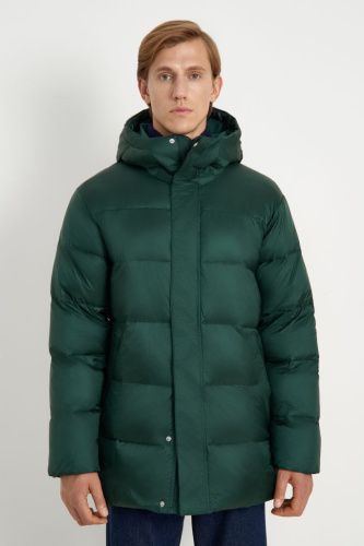 Пуховое полупальто с воротником-стойкой