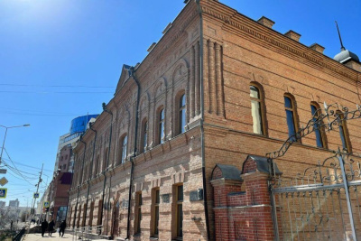 Какие меры поддержки семьям военнослужащих можно оформить через сектор Нацбиблиотеки Якутии /    Республика Саха (Якутия)