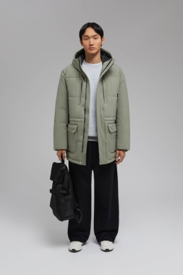 Утепленная куртка с капюшоном