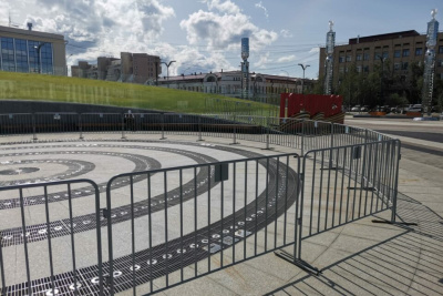 Айсен Николаев высказался за снятие ограничений на площади Республики в Якутске и набережной в Покровске / ЯСИА Якутск Якутск Республика Саха (Якутия)