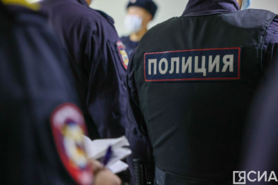 В Якутске полиция ищет участников драки у ночного клуба / Саина Титова   