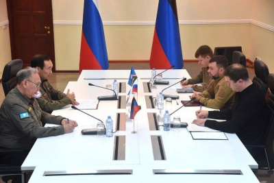 Глава Якутии встретился с врио главы ДНР Денисом Пушилиным /    Республика Саха (Якутия)