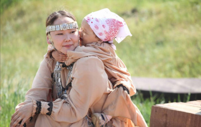 Поздравляем с Днем мамы! /  Мирный Мирнинский Республика Саха (Якутия)