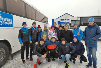 Казахстанские лыжники готовятся к соревнованиям в Алдане /    