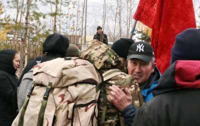 Какая помощь оказывается семьям военнослужащих /  Мирный  