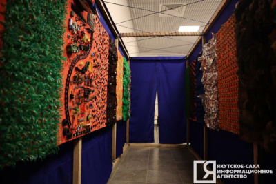 Бесплатная выставка-экскурсия «Обнимаю сердцем» открылась в Якутске /  Якутск Якутск Республика Саха (Якутия)