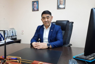 Нюргун Иванов: «Патриотическое воспитание детей должно начинаться в школе» /    