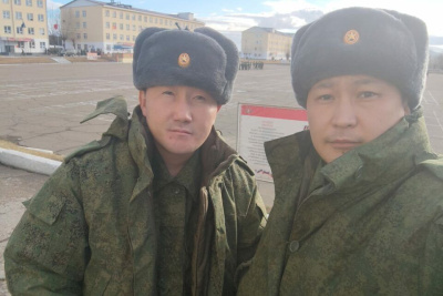 Семья поддержала: многодетный отец из Якутии вызвался добровольцем на СВО /    